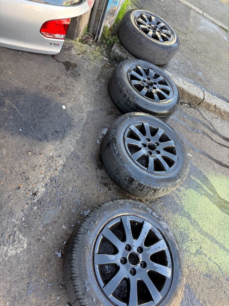 VW. Golf mk5. Mk6 full. Set.  Alloy. Wheels. 15 inch 