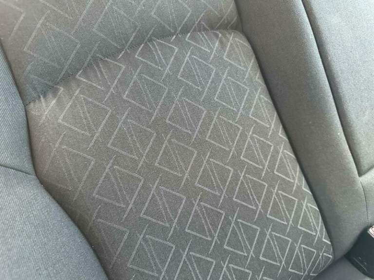 2003 Mercedes-Benz C Class 1.8 C180 Kompressor Elegance SE 4dr Petrol Automatic