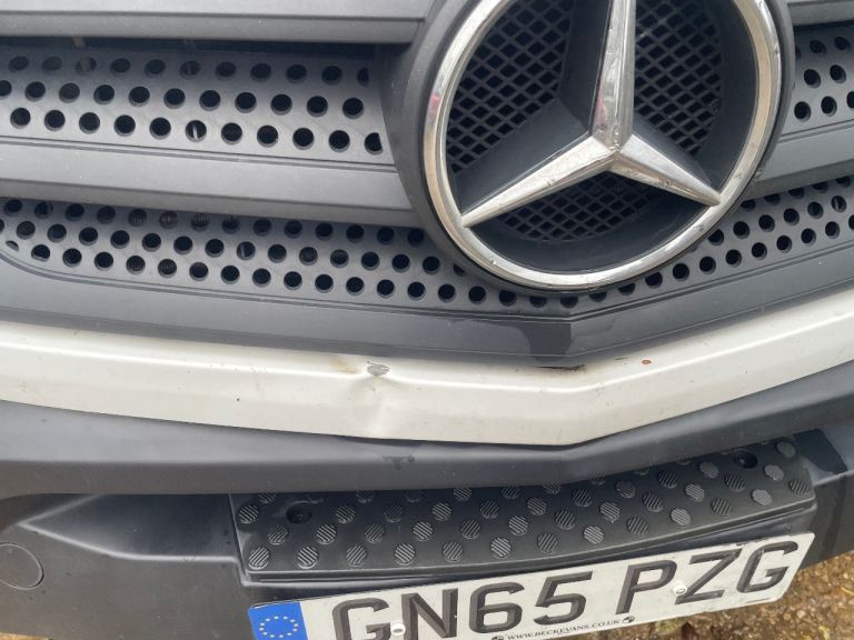 Mercedes-Benz Sprinter Luton van 2015