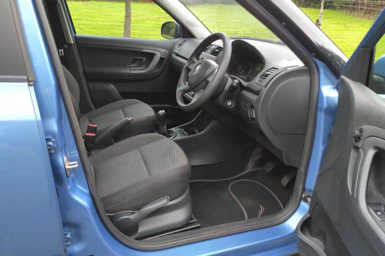 2014 Skoda FABIA 1.2 Petrol 1 year MOT