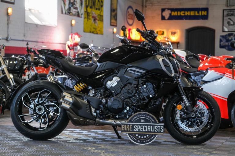 DUCATI Diavel V4 *Low Mileage - Low Ownership*