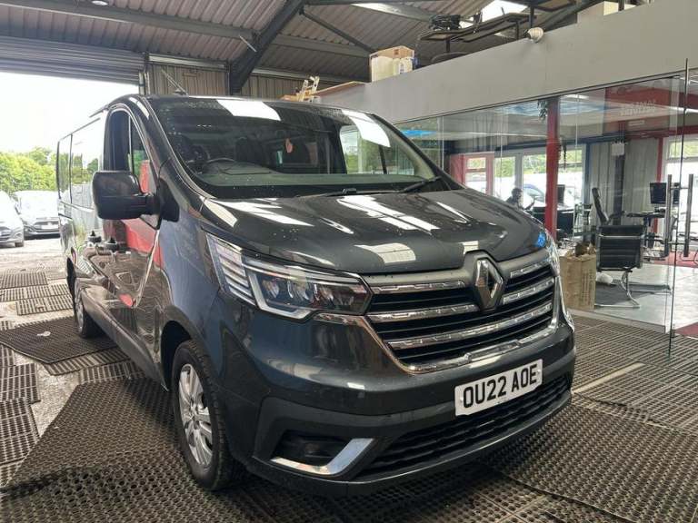 2022 Renault Trafic Trafic SL28 Sport Blue DCI MPV DIESEL Manual