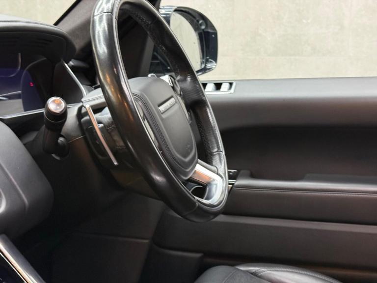 2020 Land Rover Range Rover Sport 3.0 SD V6 Autobiography Dynamic Auto 4WD Euro 6 (s/s) 5dr ESTAT...