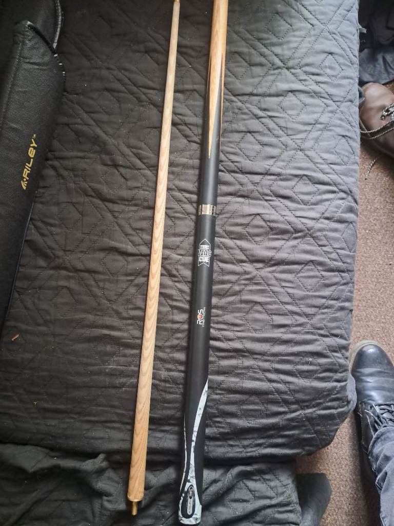 Snooker cue