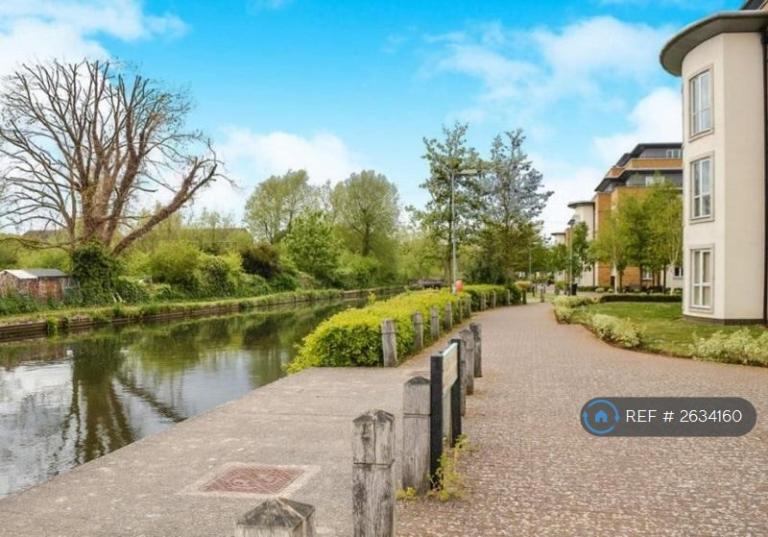 1 bedroom in Hemsley Road, Kings Langley, WD4 (#2634160)