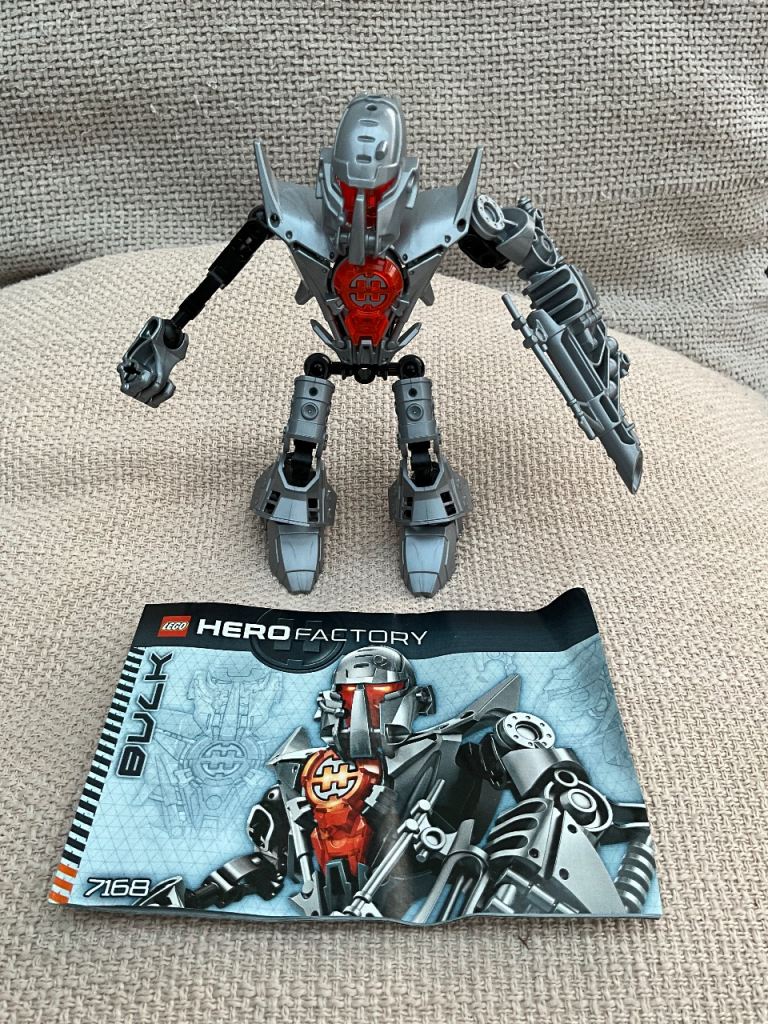 image for LEGO Hero Factory Duncan Bulk 7168, complete with assembly instruction guide.