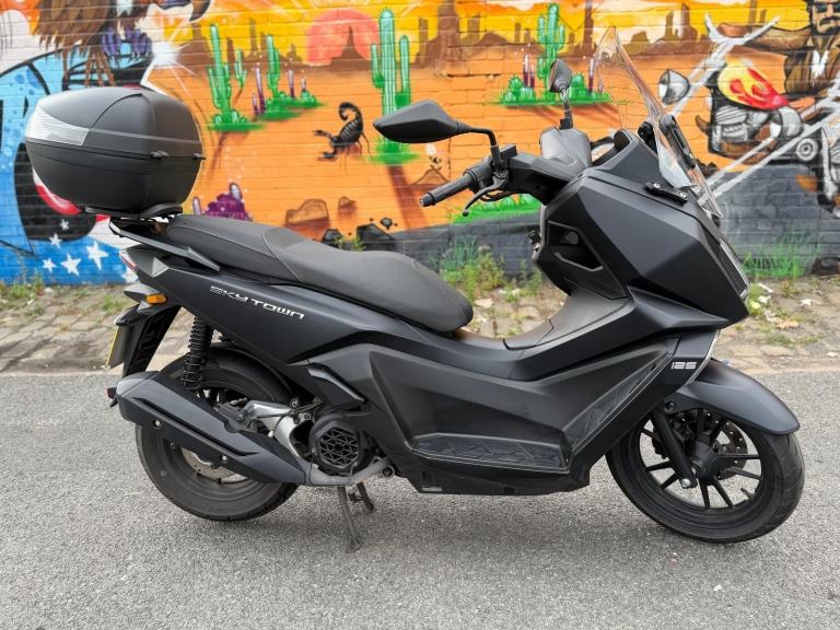 Kymco SKYTOWN 125