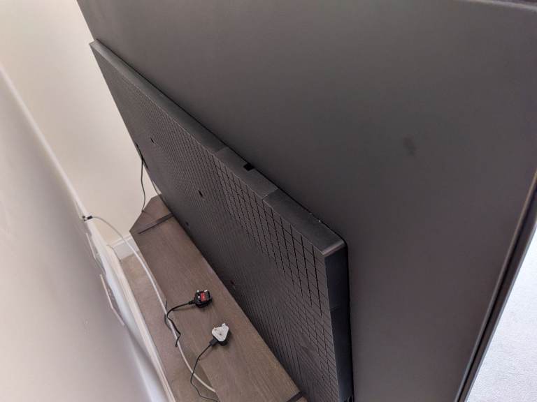 Sony 4 k bravia 65 inch tv
