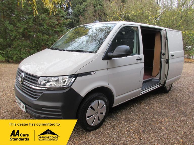 2022 Volkswagen Transporter T28 2.0 TDI STARTLINE FWD SWB L1H1 EURO 6-RARE COLOUR PANEL VAN Diese...