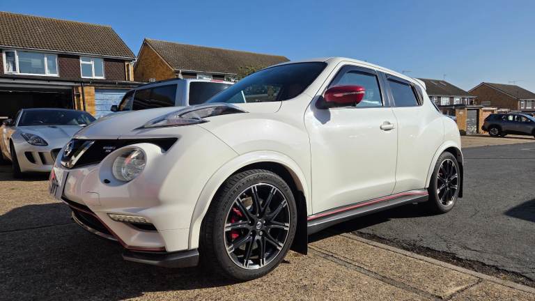 Nissan juke nismo rs recaro pack 2015 hpi clear 1 years mot stunning condition 4 owners 