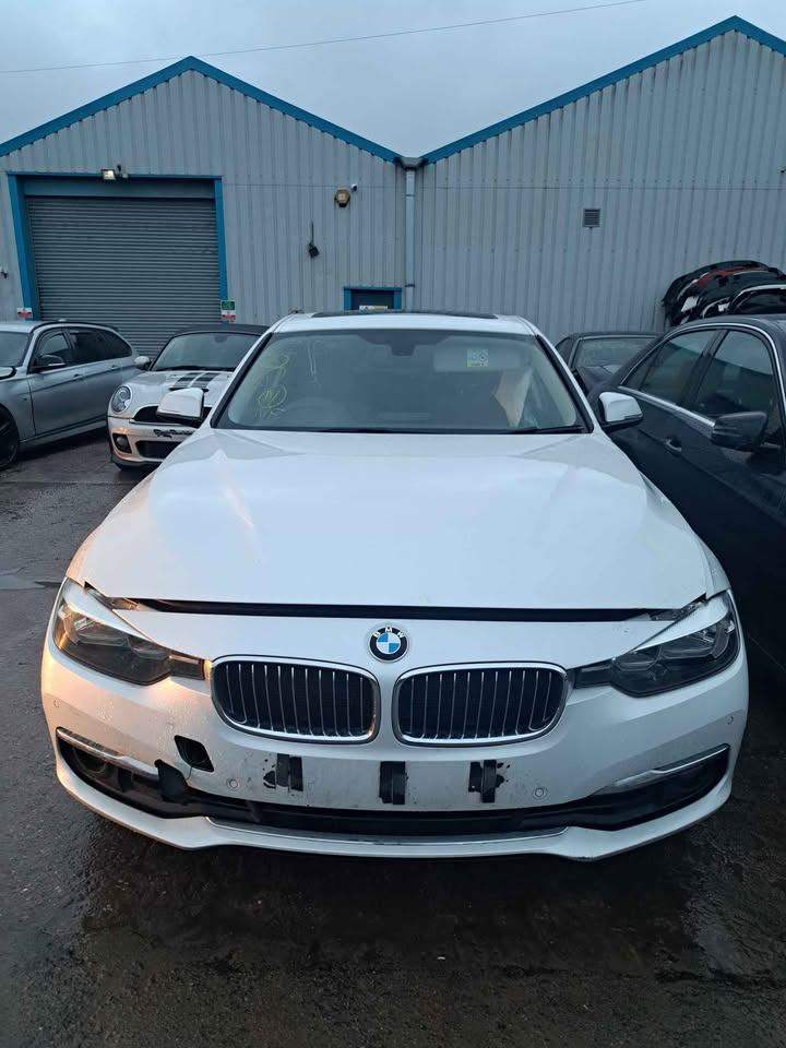 BMW 330D XDRIVE LUXURY LCI F30 F31 BREAKING PARTS BUMPER BONNET LIGHT SLAM PANEL RAD PACK