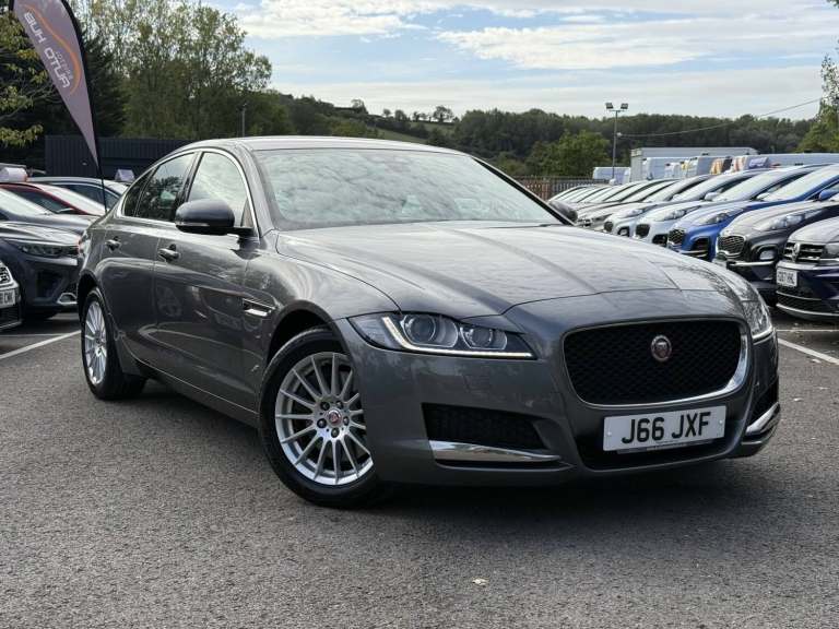 2017 Jaguar XF 2.0 d Prestige ULEZ Diesel Automatic 5 Door Saloon Diesel Automatic