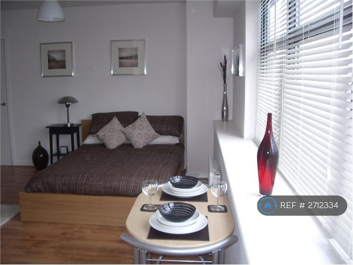 Studio flat in Newhall Street, Birmingham, B3 (#2712334)