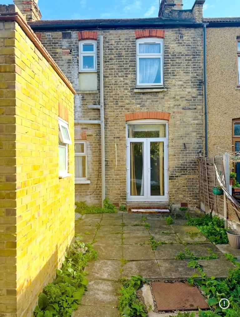 Double Room fully furnished Available 