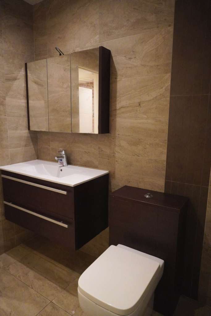 3 bedroom flat in The Ridings, London