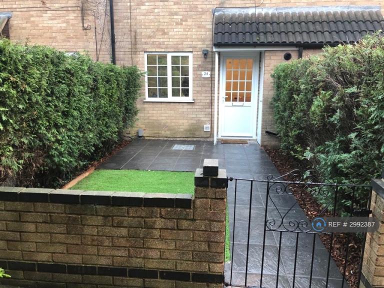 1 bedroom flat in Willoughby Court, Peterborough, PE1 (1 bed) (#2992387)