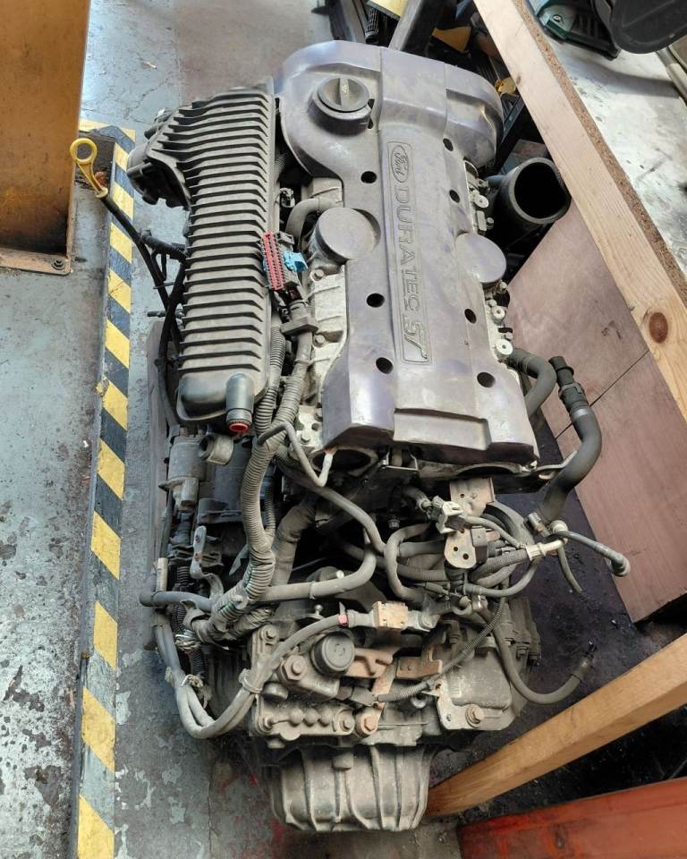 Complete Hyda engine and box 