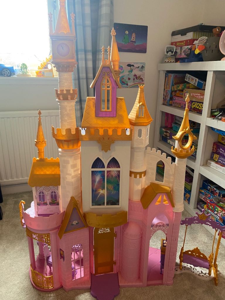 Disney Princess Royal Doll Castle – Good Condition