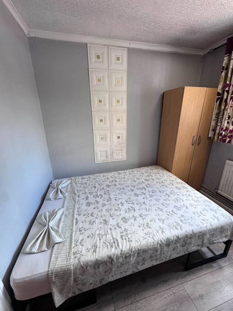 Room without deposit WOOD GREEN 