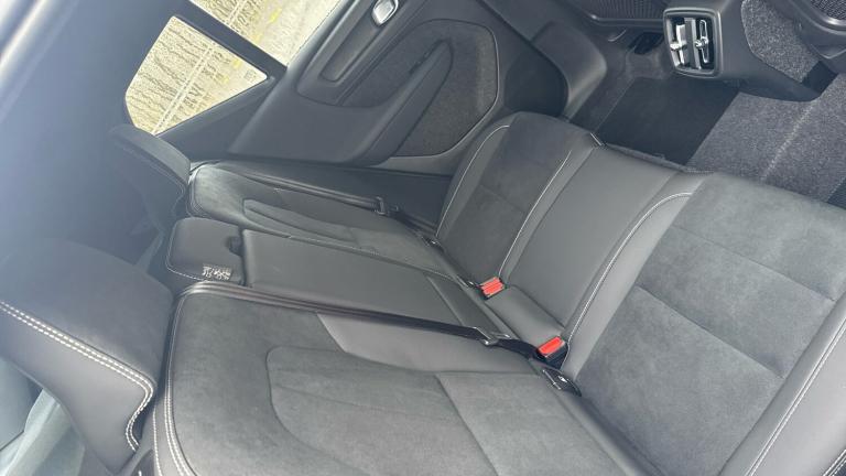 2025 Volvo XC40 2.0 B4P Plus Dark 5dr Auto Petrol Estate Estate Petrol Automatic