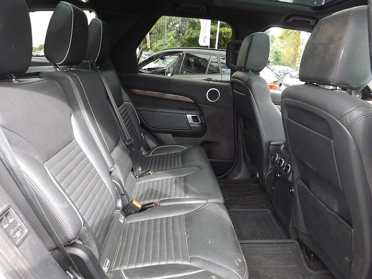 2018 Land Rover Discovery 3.0 SDV6 HSE 5dr Auto ESTATE DIESEL Automatic