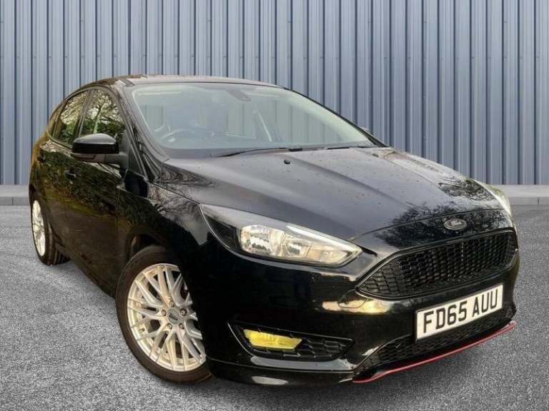 2015 Ford Focus 1.5T EcoBoost Zetec S Euro 6 (s/s) 5dr HATCHBACK Petrol Manual