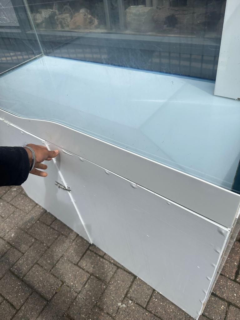 Large Glass Display Tank / Aquarium with Storage Cabinet