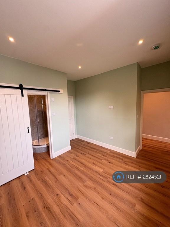 2 bedroom flat in Bishopston, Bristol, BS7 (2 bed) (#2824521)