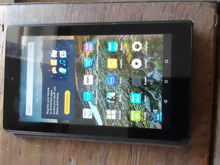 Amazon Fire HD 8 Tablet - Good Condition