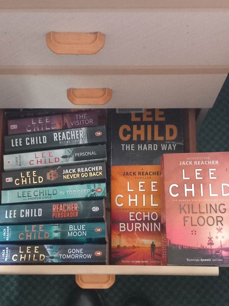 Lee Child Jack Reacher Books – Good Condition