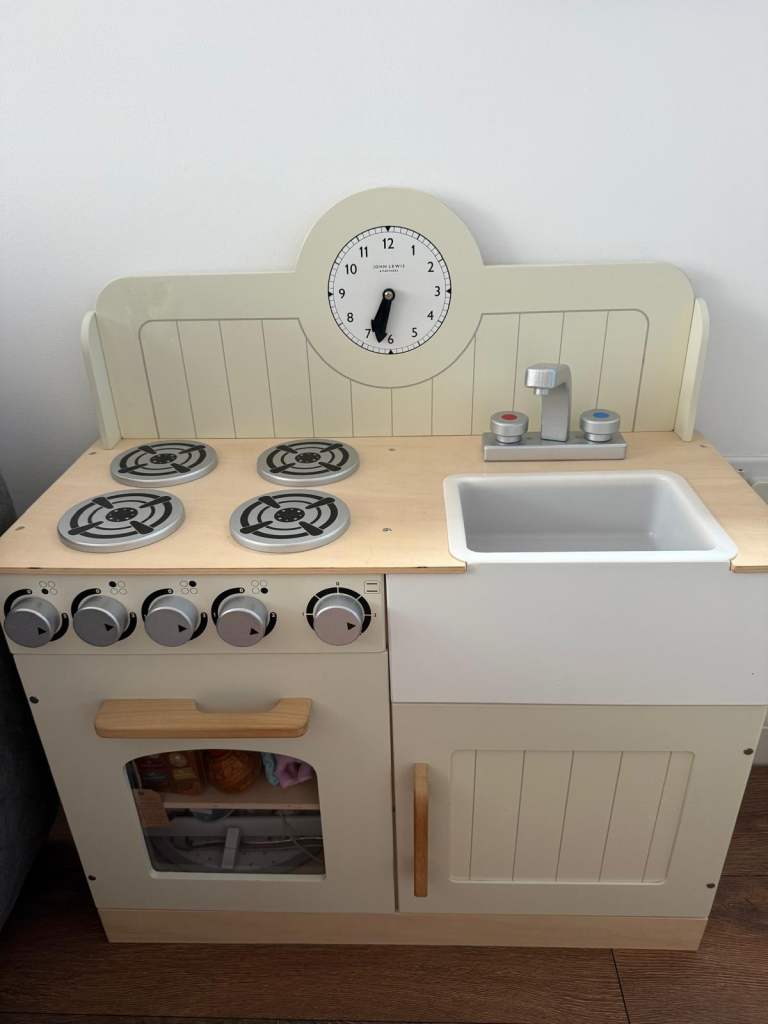 image for Wooden kitchen