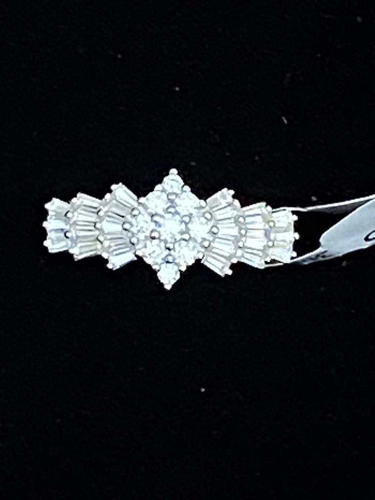 Moissanite Ballerina ring (New)