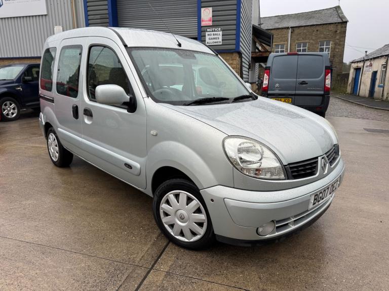 Renault Kangoo 1.6 Expression AUTOMATIC 5 Seat MPV WOW JUST 59,000 MILES SUPERB!