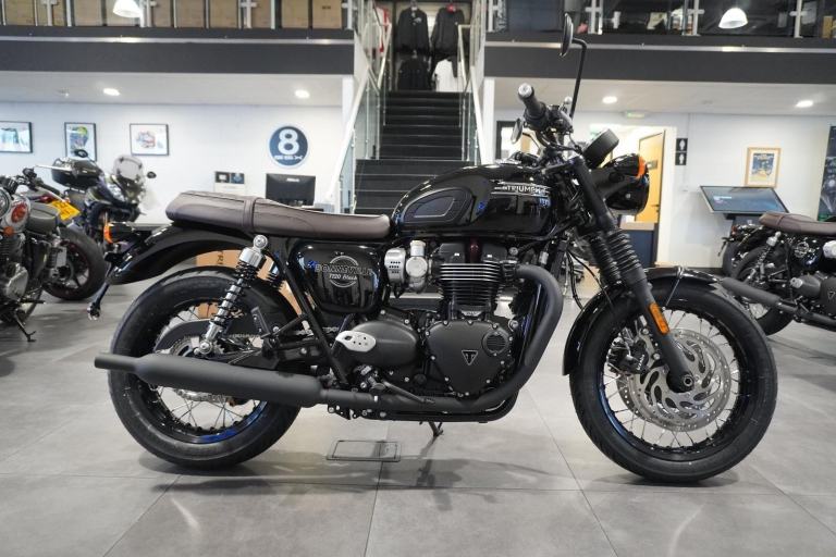 Triumph Bonneville T120 Black, 2026, Jet Black. IN STOCK NOW