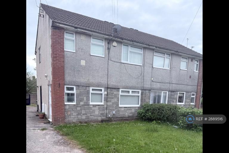 1 bedroom flat in Beddau, Pontypridd, CF38 (1 bed) (#2889516)
