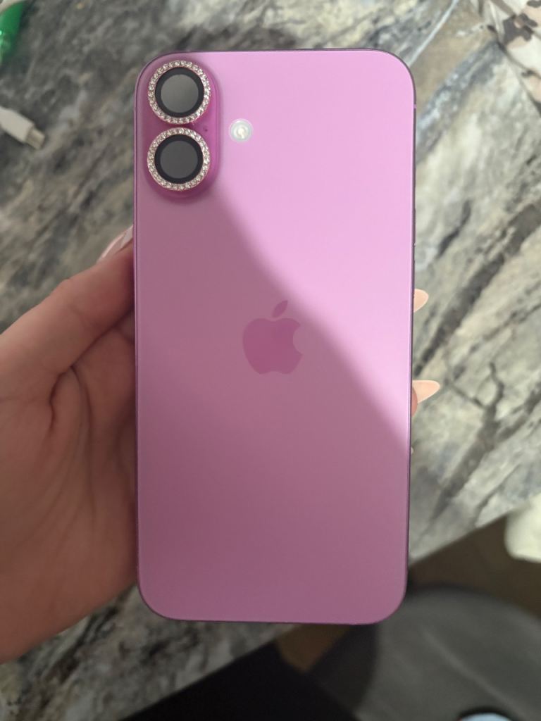 Iphone 16 plus pink