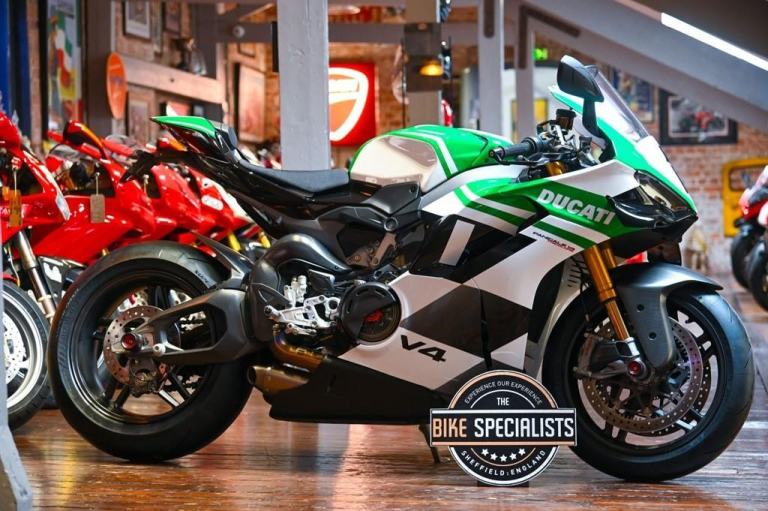 Ducati Panigale V4 Tricolore