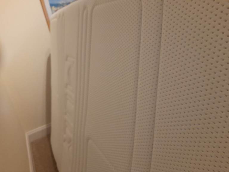 MLILY memory foam double mattress. Free to good home