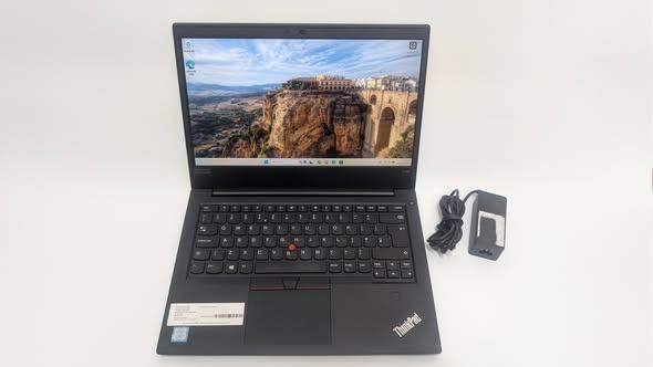 💻 Refurbished Lenovo Laptop – Ready to Go!