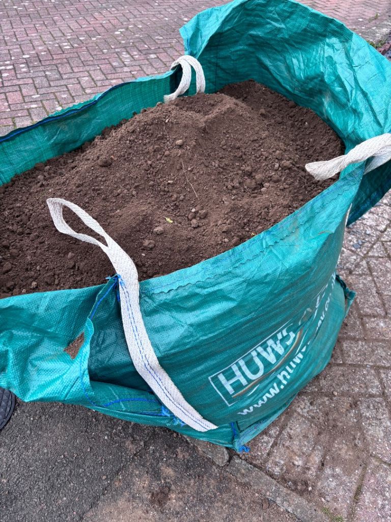 Topsoil Bulk Bag - Good Condition