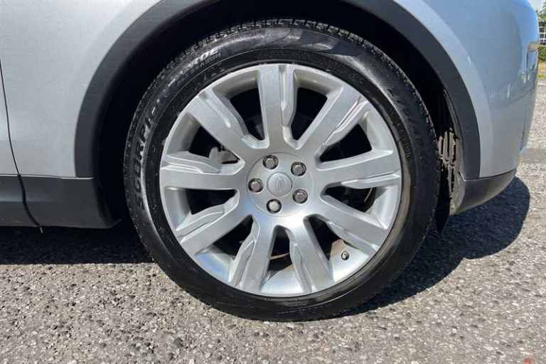 2018 Land Rover Discovery 3.0 TD V6 HSE Luxury SUV 5dr Diesel Auto 4WD Euro 6 (s/s) (258 ps) SUV ...