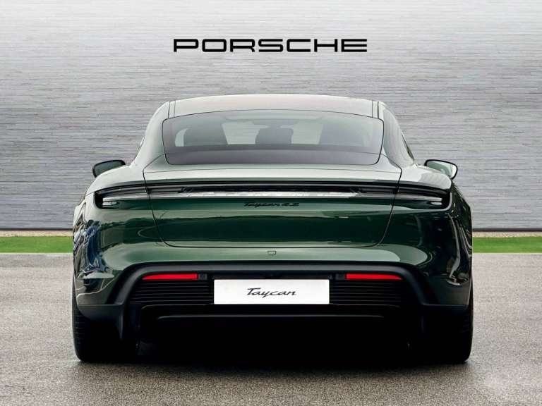 2025 Porsche Taycan 440kW 105kWh 4S Black Edition 4dr Auto Saloon Electric Automatic