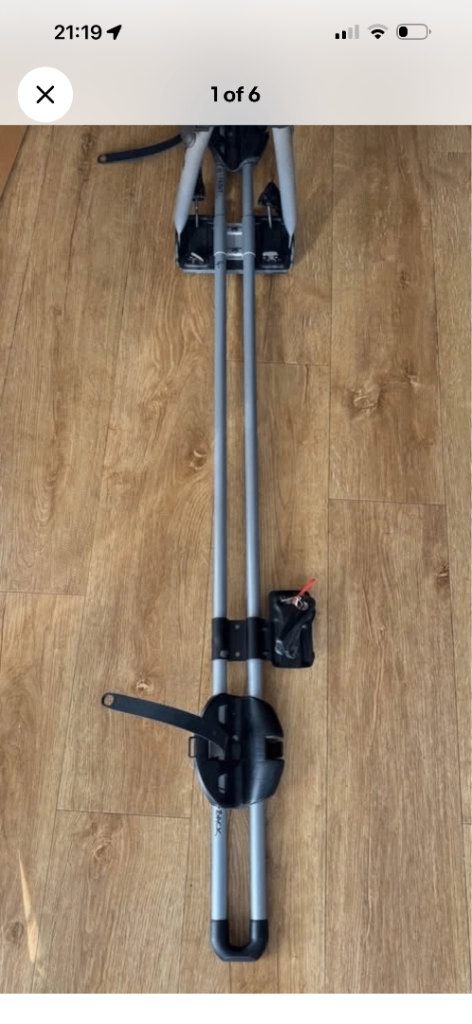 Like new Thule TH5320 Freeride Locking Upright Cycle roof bike rack Carrier - 1 Bike