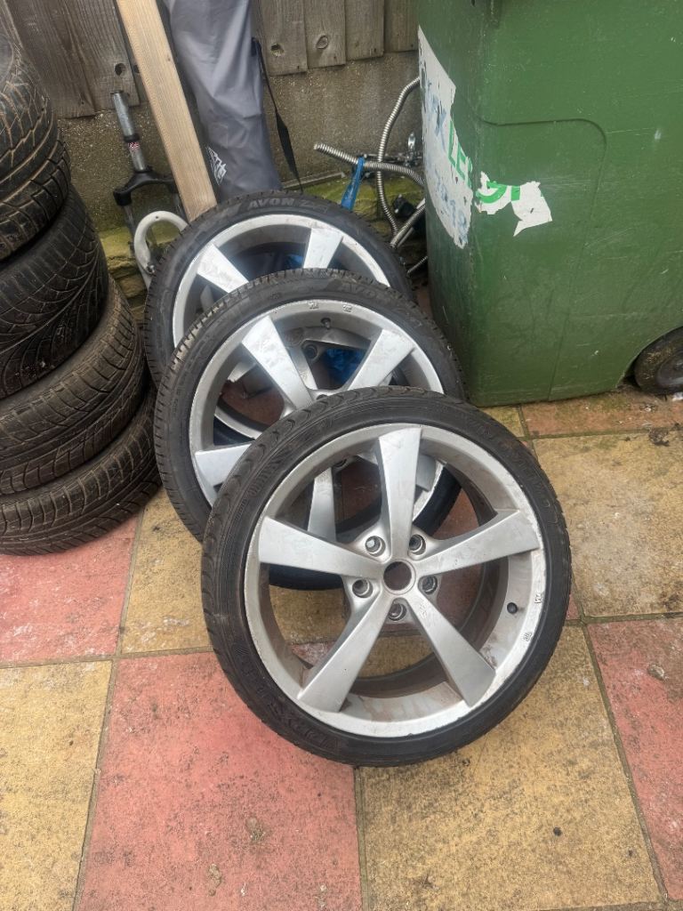 3 ONLY !!!!! Wolf race alloy wheels  205/40 17 good tyres £100 the 3