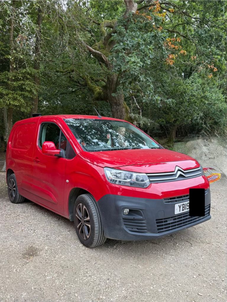 Citroen, BERLINGO, 2019 VAT-FREE DOG WALKING VAN. DT 4-BOX SYSTEM READY TO WORK