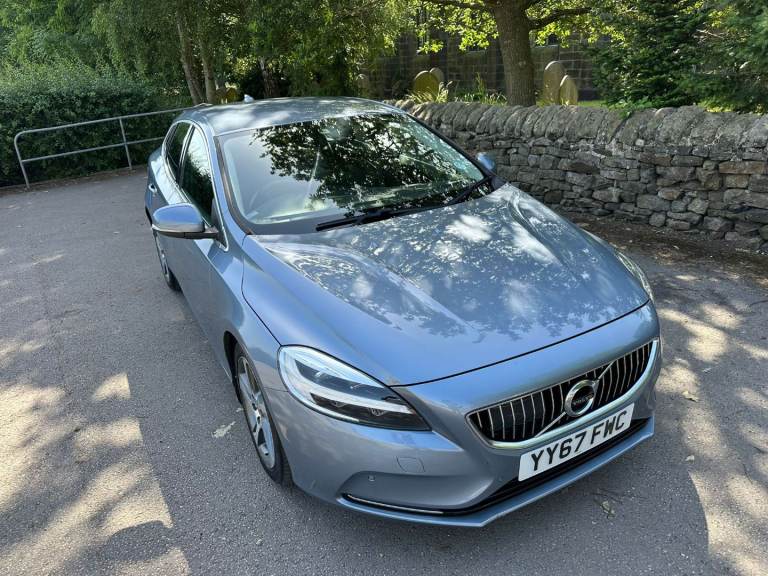 Volvo, V40, Hatchback, 2017, Manual, 1969 (cc), 5 doors