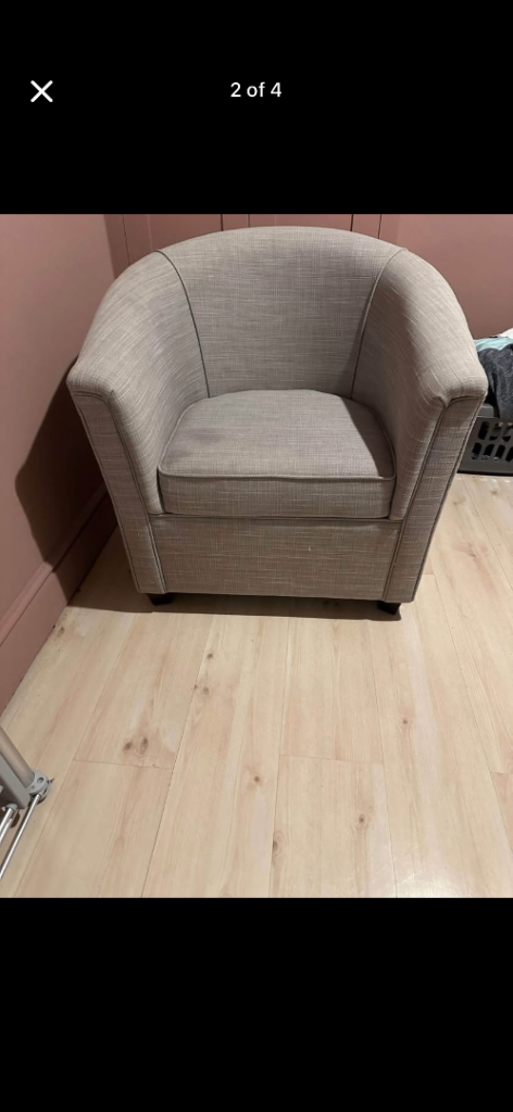 Willow and Hall Bucket Chair 