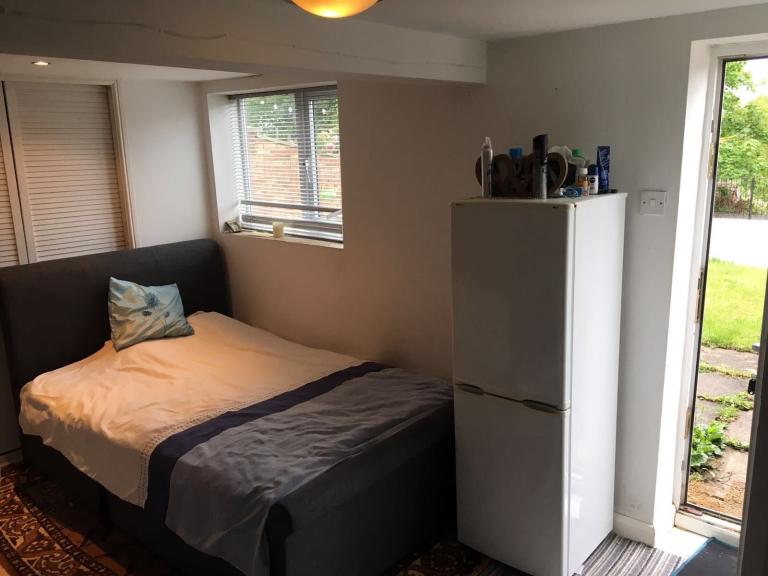 Small studio flat 