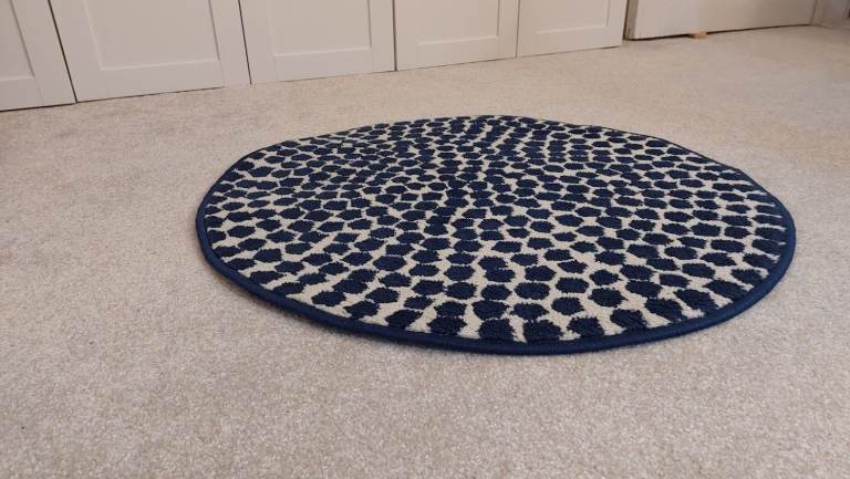 IKEA FLÖNG round rug, mat, low pile, blue/white, 80cm, pre-owned
