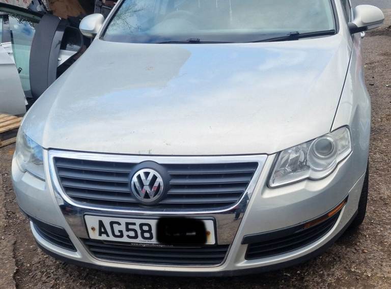 VW Passat Mk6 Estate Bonnet Silver 2008